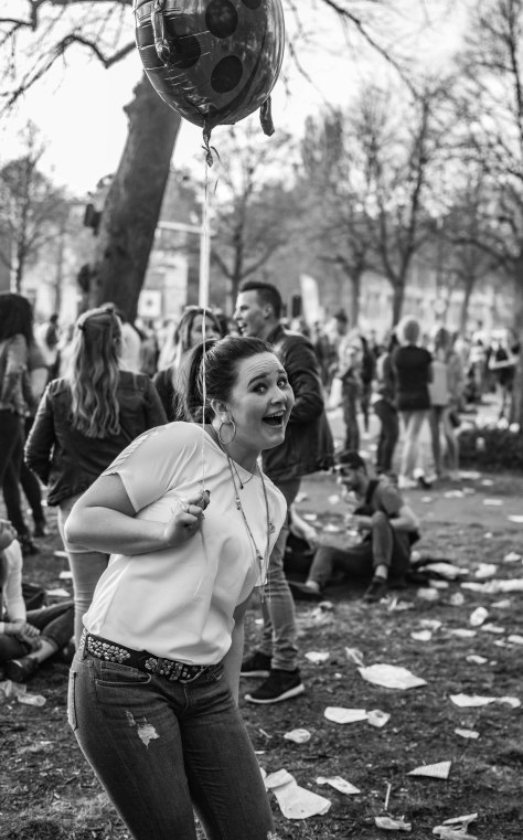 Dame met ballon (1 van 1)